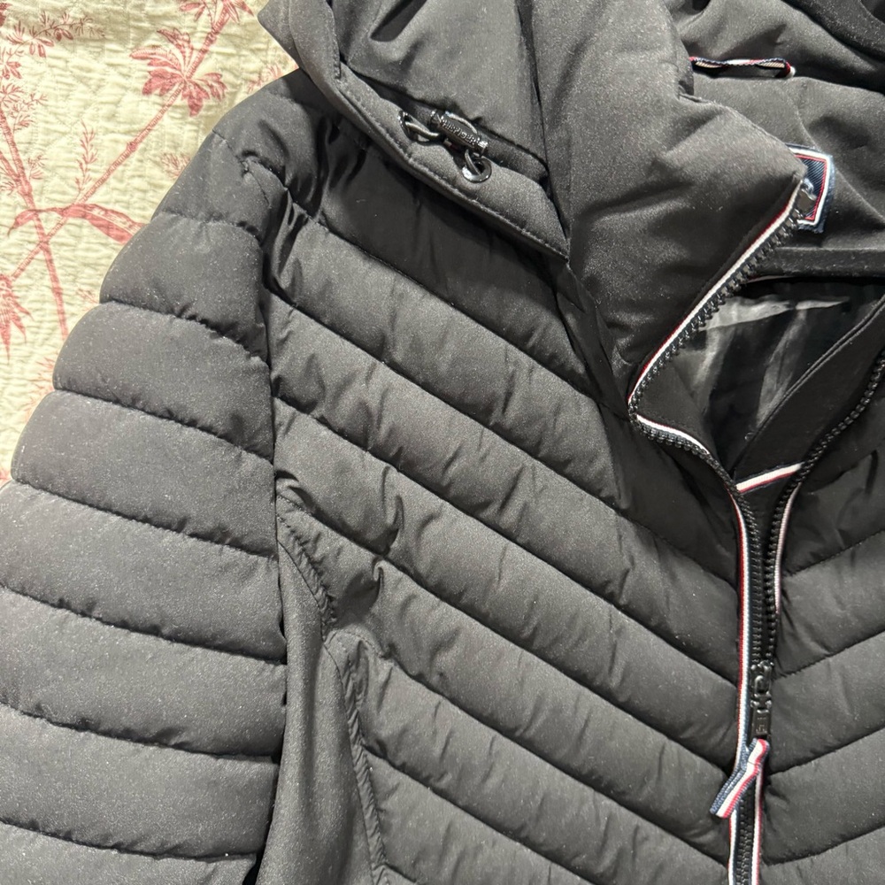 Tommy Hilfiger Black Hooded Puffer Jacket Women’s XXL Logo Sleeves - Picture 5 of 11